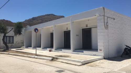 Σέριφος: Ο ιστορικός ξενώνας &quot;Περσεύς&quot; μετατράπηκε σε μουσείο με την Αρχαιολογική Συλλογή του νησιού