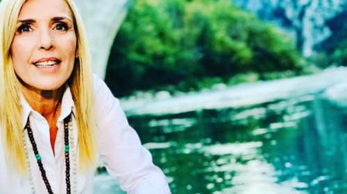 Ρένα Κουβελιώτη για το πρόβλημα υγείας της: Ρωτάω τα παιδιά μου αν θα με αγαπούν, όταν δεν θα τα θυμάμαι