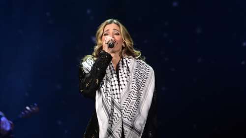 Η Νατάσα Μποφίλιου έκανε το πιο επικό αποκριάτικο throwback - Η σπάνια φωτογραφία από την παιδική της ηλικία