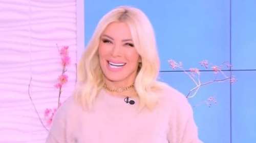 Καινούργιου σε Μικρούτσικο: "Να μη σου πω καλύτερα δίπλα σε ποια λέξη έχουν τη φωτογραφία σου"