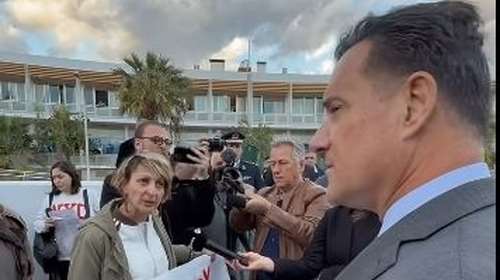 Γεωργιάδης στο Άργος: Διαμαρτυρία για τη... φρεγάτα Κίμων - "Δεν έχω αρμοδιότητα για ΝΑΤΟϊκές αποστολές"