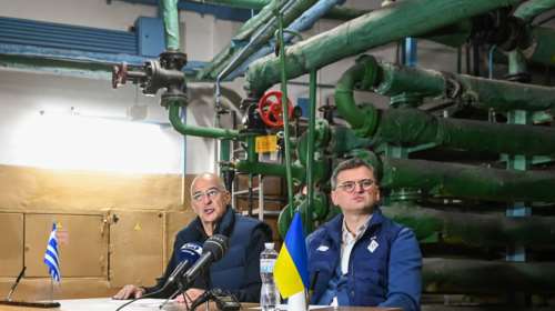 Δένδιας από Κίεβο: Σας καταλαβαίνουμε, έχουμε και εμείς έναν γείτονα που λέει ότι μπορεί να έρθει ξαφνικά ένα βράδυ