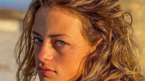 Ατελείωτα πόδια: Η Γαία Μερκούρη ποζάρει με μαγιό και ενθουσιάζει τους θαυμαστές της