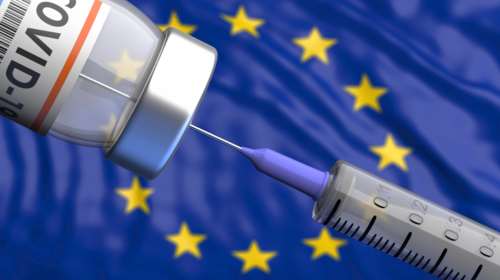 Ρελάνς της ΕΕ για την άρση στις πατέντες των εμβολίων: Ετοιμοι να συζητήσουμε, αλλά οι ΗΠΑ να μην παρακρατούν τις πρώτες ύλες