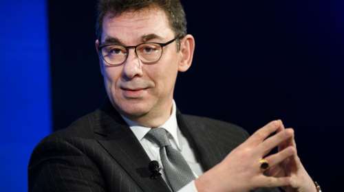 Forbes: Ο Αλ. Μπουρλά της Pfizer είναι &quot;σίγουρος&quot; για το εμβόλιο κορονοϊού και ήδη &quot;κοιτά&quot; μετά την πανδημία