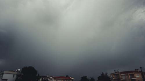 Μπόρα στην Αττική το απόγευμα της Δευτέρας - Επιμένει η αστάθεια και την Τρίτη