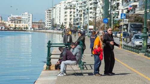 Κορονοϊός: ΔΙΑΣ - Δημοτική Αστυνομία στο &quot;κυνήγι&quot; των περιπατητών στην παραλία Θεσσαλονίκης