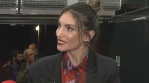 Η αντίδραση της Αθηνάς Οικονομάκου σε ερώτηση για τη Ντορέττα Παπαδημητρίου: &quot;Δεν είναι και πολύ φίλη μου&quot;