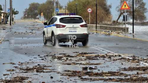 Σε εξέλιξη η κακοκαιρία: Ήχησε το 112 σε Χίο και Σέριφο - Εκκληση για περιορισμό μετακινήσεων