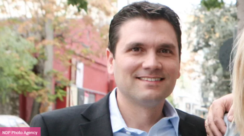 Ντίνος Σιωμόπουλος: Ο δημοσιογράφος βάφτισε τον γιο του λίγο πριν γίνει μπαμπάς για δεύτερη φορά