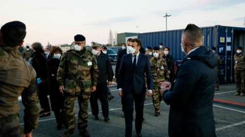 Γαλλία: Ο πρόεδρος Μακρόν κατεβάζει το στρατό για την αντιμετώπιση του κορονοϊού
