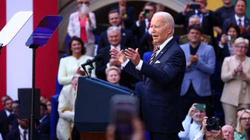 Τζο Μπάιντεν: Ο δειλός Πούτιν διψά για εδάφη και εξουσία - Nέα απίστευτη γκάφα με το όνομα του Ζελένσκι