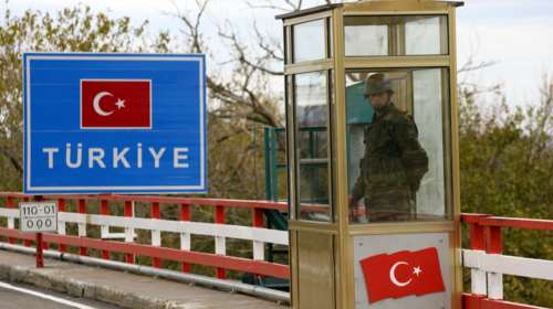 Θρίλερ στον Έβρο: Τούρκοι συνέλαβαν Έλληνα αστυνομικό και τη σύντροφό του - Ενημερώθηκε το υπουργείο Εξωτερικών