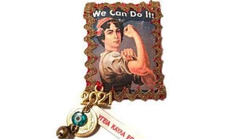 Μουσείο Μπενάκη για το γούρι με το μήνυμα &quot;Υγεία Κ@@λα Επανάσταcη&quot;: Είναι γνωμικό των καλλιτεχνών - Δεν παρεμβαίνουμε