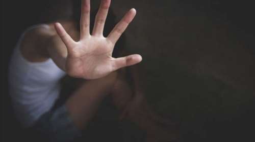 Θεσσαλονίκη: 50χρονος παρενοχλούσε σεξουαλικά την 12χρονη κόρη της συντρόφου του