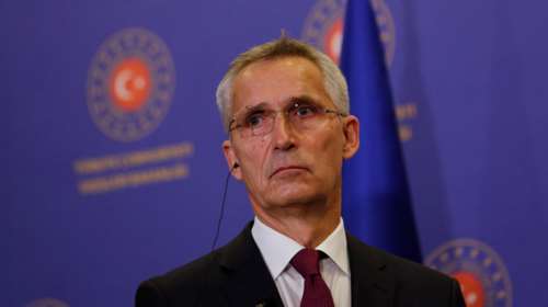Στόλτενμπεργκ: &quot;Ήρθε η ώρα να επανεξετάσουν τα μέλη του ΝΑΤΟ τους περιορισμούς στη χρήση των δυτικών όπλων από το Κίεβο&quot;