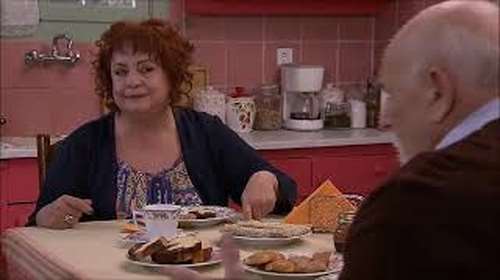 &quot;Μην αρχίζεις τη μουρμούρα&quot;: Εκλαψε το Twitter με τον θάνατο της Βουλίτσας - Το συγκινητικό αντίο