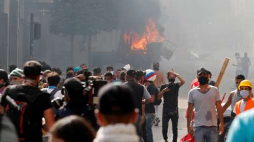 Διαδηλώσεις οργής στον Λίβανο μετά την τραγωδία: Πυροβολισμοί και επεισόδια-Εφοδος διαδηλωτών στο ΥΠΕΞ