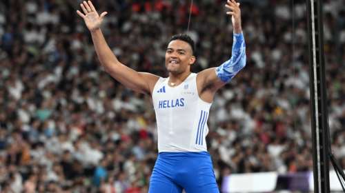 Απίθανος Μανόλο: &quot;Ρίξτε μου κανένα ξεμάτιασμα, είμαι έτοιμος για μεγάλο ρεκόρ&quot;, λέει ο Καραλής μετά την πρόκριση στον τελικό