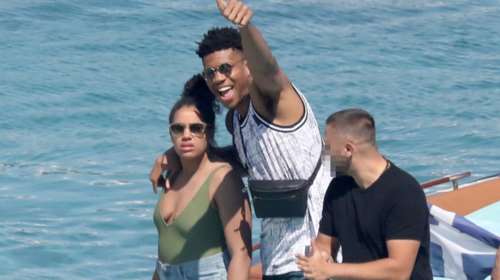 Αντετοκούνμπο: Θέλει πρωτάθλημα στο NBA, το τρόπαιο στη Μύκονο και πούρα όπως ο Τζόρνταν!