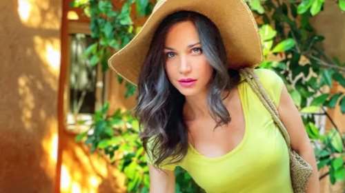 Η Κατερίνα Γερονικολού φορά ένα μαύρο lingerie και είναι πιο sexy από ποτέ: Η φωτογραφία στο Instagram