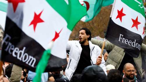 Η Ρωσία είναι σε επαφή με τους αντάρτες της Συρίας - Ελπίζει να διατηρήσει τις βάσεις της στη χώρα