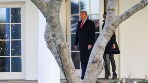 Μέχρι και η New York Post λέει στον Τραμπ: Φτάνει, σταμάτα την παράνοια, έχασες τις εκλογές