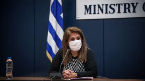 Παπαευαγγέλου: Δεν σπάει η αλυσίδα μετάδοσης του κορονοϊού λόγω της μεγάλης διασποράς