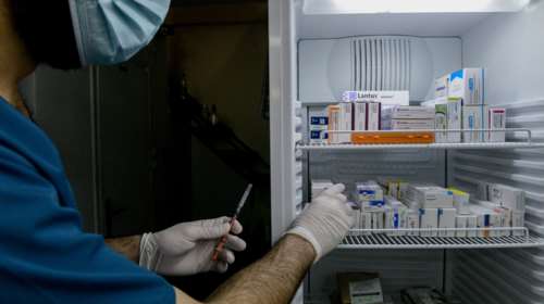 Καθηγητής Κούβελας για εμβόλιο γρίπης: Δεν φτάνουν οι δόσεις - Θα ρετάρει το ΕΣΥ