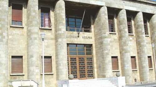 Ρόδος: Σε δίκη για συκοφαντική δυσφήμιση 21χρονη Αγγλίδα που είχε καταγγείλλει ομαδικό βιασμό