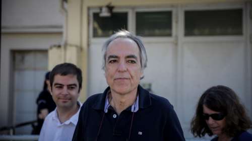 Αποψη: Αρθρο του Ανδρέα Πετρουλάκη στην Καθημερινή για τον δολοφόνο Κουφοντίνα και γιατί δεν πρέπει να τον αφήσουν να πεθάνει