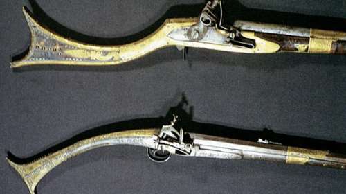 Επανάσταση του 1821: Αυτά είναι τα όπλα των αγωνιστών - Το καριοφίλι, το χατζάρι και ο κεφαλοθραύστης [εικόνες]