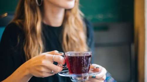 2 κούπες κάθε μέρα: Το ρόφημα που θα σου χαρίσει μακροζωία - 16% χαμηλότερος κίνδυνος θνησιμότητας
