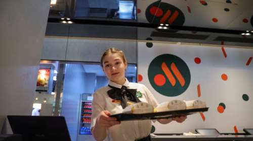 Εγιναν ‘Vkusno &amp; tochka’ τα McDonald's στη Ρωσία - Ανοίγουν σήμερα με νέα ιδιοκτησία