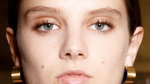 5 mascaras που αξίζει να αγοράσεις για θεϊκές βλεφαρίδες