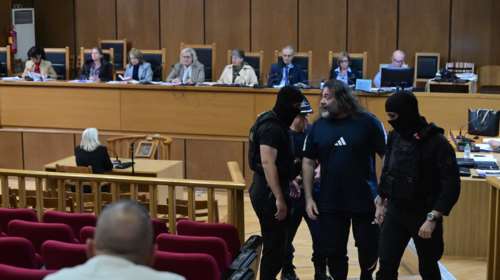 Νέο εισαγγελικό ράπισμα στη δίκη της Χρυσής Αυγής:  &quot;Κίνητρό τους το φυλετικό μίσος - Δράση εγκληματικής οργάνωσης&quot;