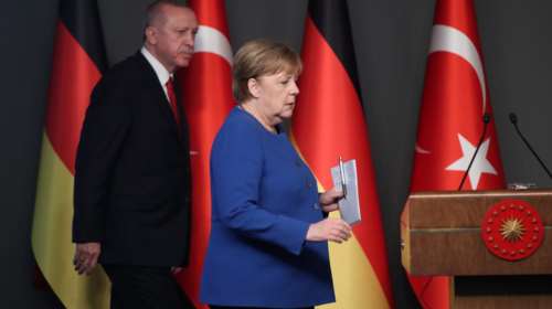 &quot;Υπέρ του διαλόγου&quot; εμφανίστηκε ο Ερντογάν στη Μέρκελ με το Oruc Reis εντός της ελληνικής υφαλοκρηπίδας
