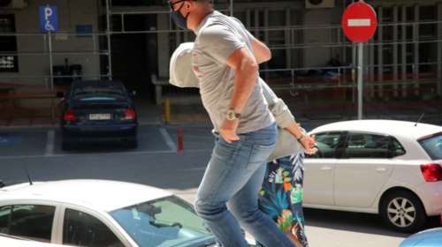 Απαγωγή Μαρκέλλας: Κύκλωμα παιδοφιλίας βλέπουν οι Αρχές - Στο &quot;μικροσκόπιο&quot; υπολογιστής και κινητό της 33χρονης