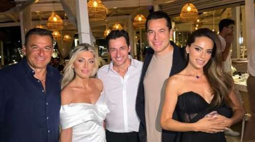 Γιώργος Λιάγκας- Μαρία Αντωνά: Μαζί σε γάμο φιλικού ζευγαριού