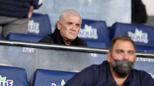 &quot;Γκάζια&quot; Μελισσανίδη για τη δεύτερη σερί εντός έδρας ήττα: &quot;Ντροπή σας, έχετε ξεφτιλίσει την ΑΕΚ&quot;