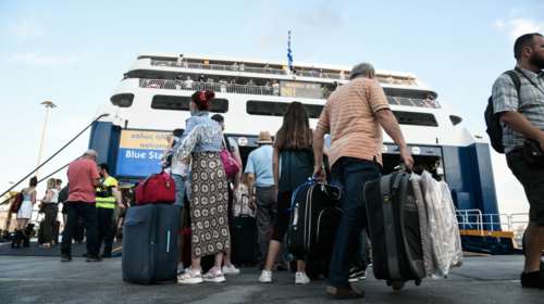 &quot;Φωτιά&quot; στις τιμές των ακτοπλοϊκών εισιτηρίων - 20%-30% η αύξηση φέτος