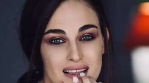 Μαρία Βοσκοπούλου: Η καλοκαιρινή πόζα και το σέξι μαύρο μπικίνι της