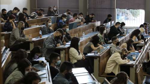 Νέος νόμος Κεραμέως: Σαρωτικές αλλαγές για τα ΑΕΙ - Τι θα ισχύει για φοιτητές, πτυχία, εκλογή πρυτάνεων και manager...