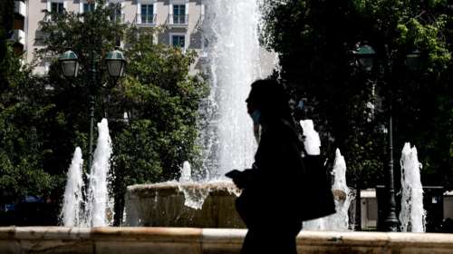 Καλοκαιρινός καιρός με υψηλές θερμοκρασίες, αλλά και συννεφιά - Πού θα ξεπεράσει τους 31 βαθμούς ο υδράργυρος