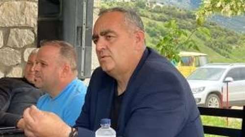 Χειμάρρα: Τι κρύβεται πίσω από τη σύλληψη του Μπελέρη- Τα συμφέροντα που θέλουν να χτίσουν ξενοδοχεία στην παραλία