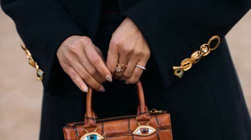 Squoval Nails: Γιατί οι γυναίκες με τα πιο κομψά μανικιούρ επιλέγουν αυτό το σχήμα;