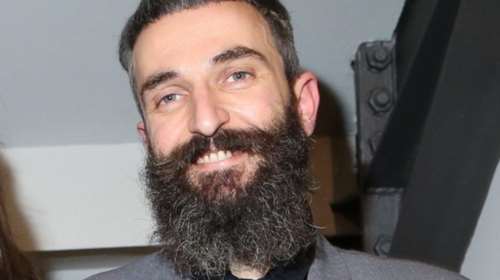 Άρης Σερβετάλης: "Αν ήταν να κοινωνώ με πλαστικά κουτάλια, θα έβαζα τη Θεία Κοινωνία στην κατάψυξη"