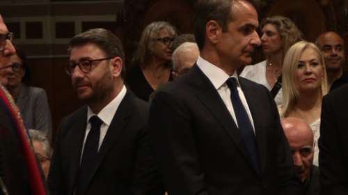 Μητσοτάκης σε Ανδρουλάκη για αναθεώρηση Άρθρου 16: &quot;Μην κάνετε πίσω όπως ο Παπανδρέου&quot;