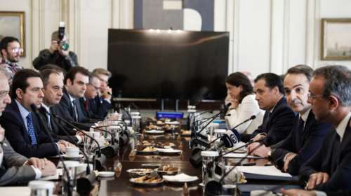 Δημοσκόπηση Opinion Poll: Αυτοί είναι οι δημοφιλέστεροι υπουργοί - Ποιον προτιμούν για αρχηγό στον ΣΥΡΙΖΑ μετά τον Τσίπρα