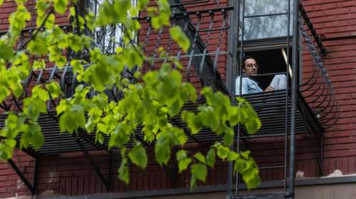 Επιδημιολόγος Ιωαννίδης (Στάνφορντ): Τα lockdowns δεν είναι πια το σωστό φάρμακο για τον κορονοϊό